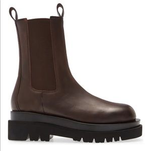 Jeffery Campbell tanked Chelsea boot